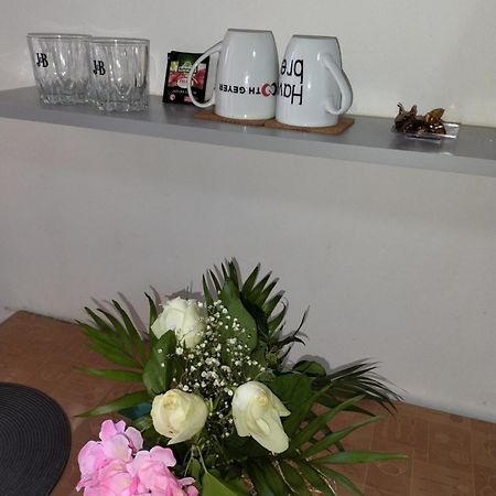 Regy Appartement Oradea Buitenkant foto