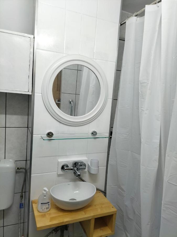 Regy Appartement Oradea Buitenkant foto