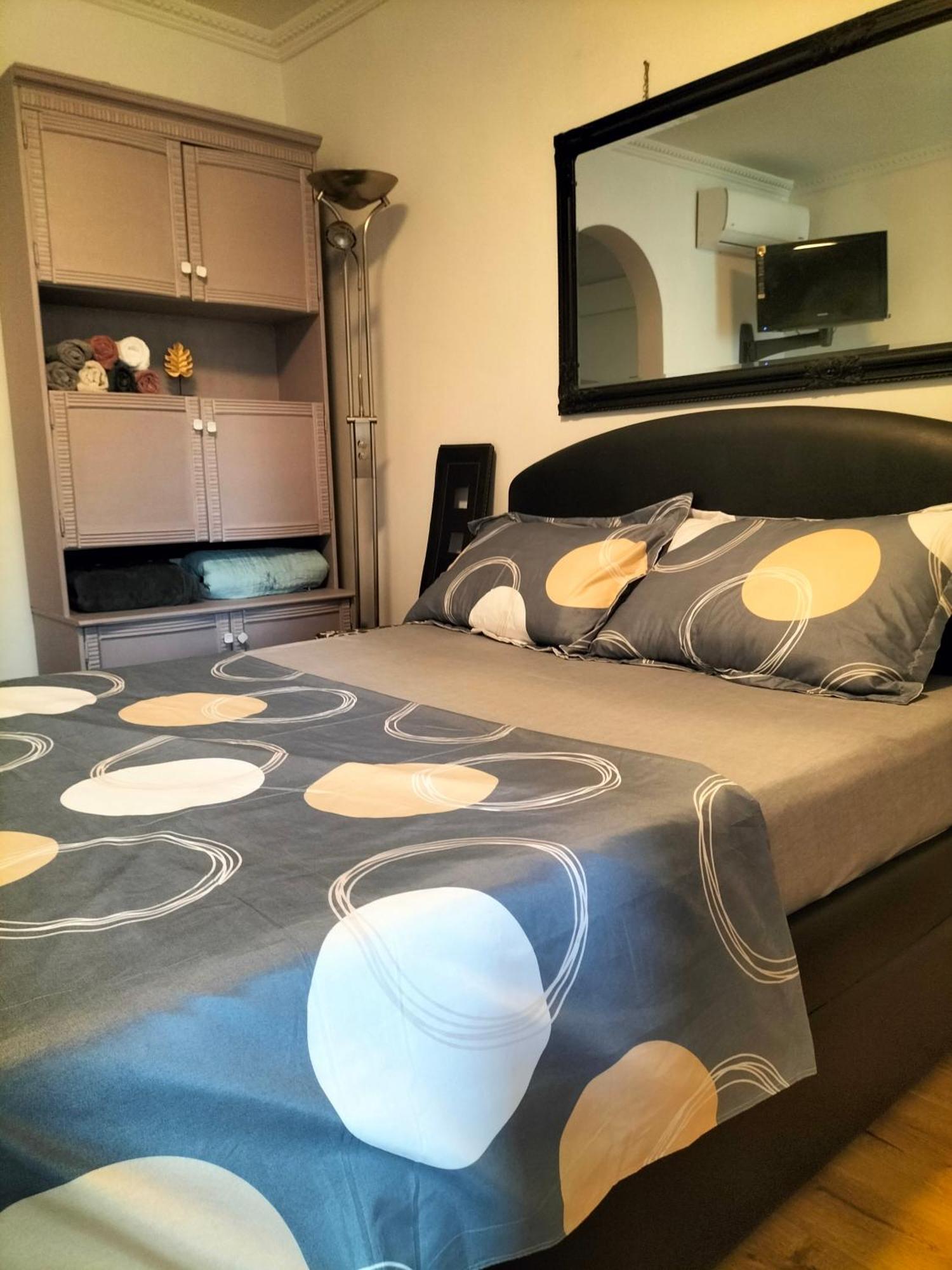Regy Appartement Oradea Buitenkant foto